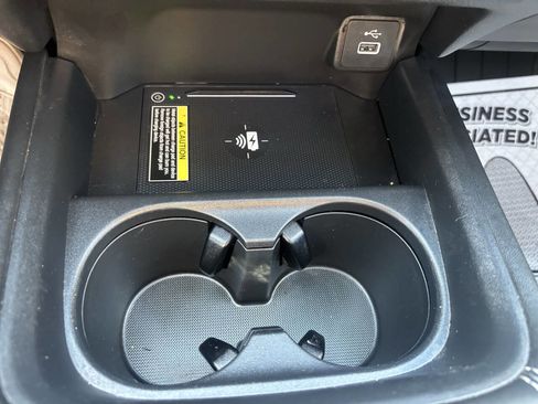 Used 2024 Honda HR-V EX-L image 47