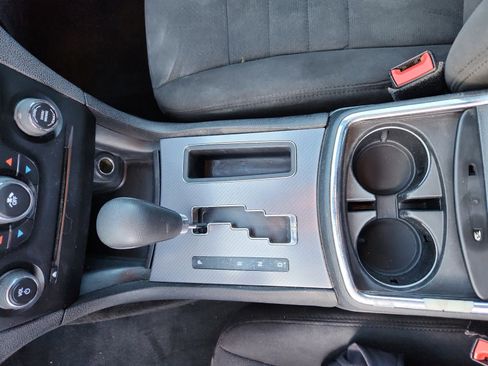 Used 2013 Dodge Charger SE image 15