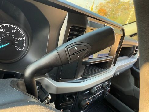 New 2025 Ford F450 XL w/ XL Chrome Package image 39