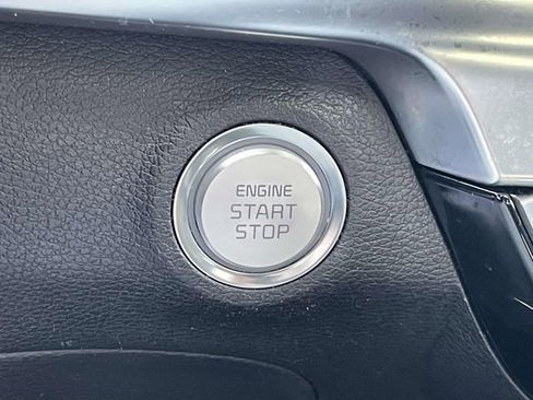 Certified 2022 Kia Telluride SX w/ SX Prestige Package image 37