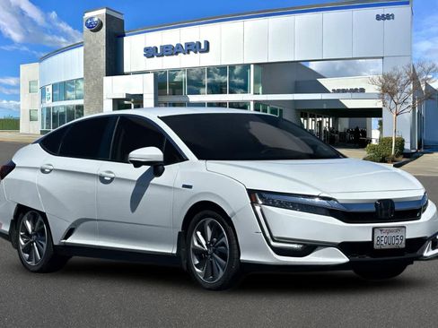 Used 2018 Honda Clarity Plug-In Hybrid image 5