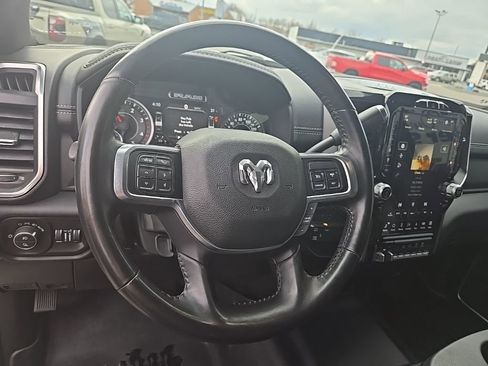 Used 2022 RAM 2500 Laramie w/ Night Edition image 12