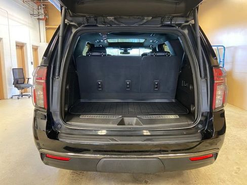 Used 2021 Chevrolet Tahoe Z71 w/ Luxury Package image 28