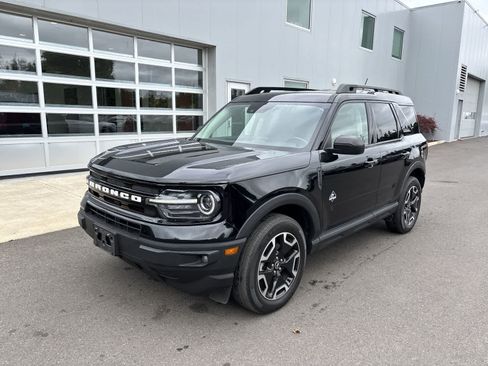 Used 2023 Ford Bronco Sport Outer Banks AWD/4WD image 1