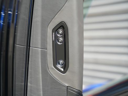 Used 2022 McLaren 720S Luxury image 33