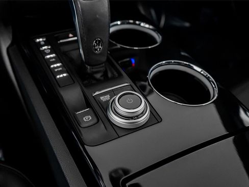 Used 2023 Maserati Ghibli Modena image 66