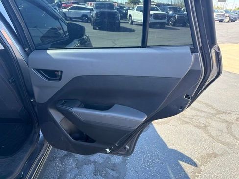 Used 2024 Subaru Crosstrek 2.0i AWD/4WD image 25