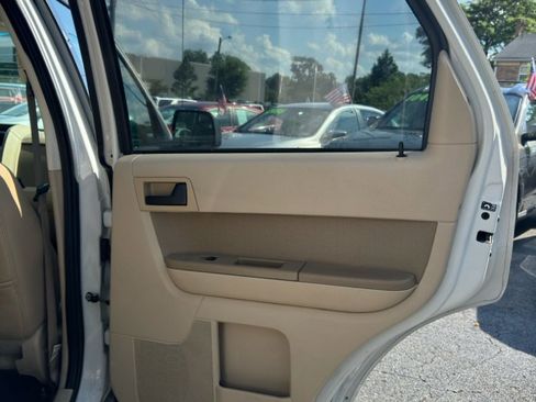 Used 2012 Ford Escape XLT image 12
