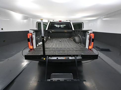 Used 2024 Ford F350 Platinum AWD/4WD image 41