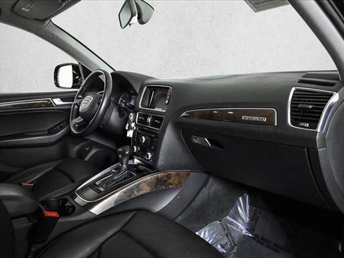 Used 2016 Audi Q5 2.0T Premium image 22