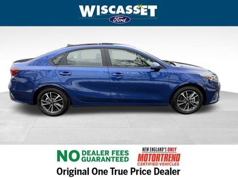 Used 2024 Kia Forte LXS w/ LXS Technology Package image 6