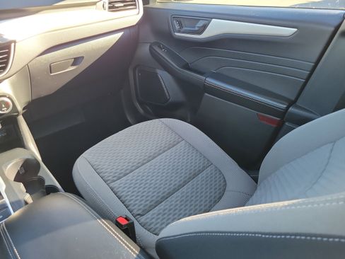 Certified 2022 Ford Escape SE w/ Convenience Package image 15