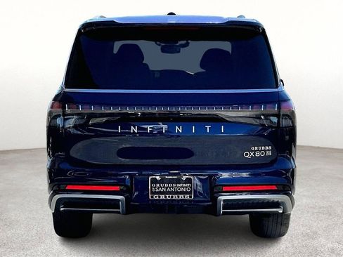 Certified 2025 INFINITI QX80 Sensory image 7