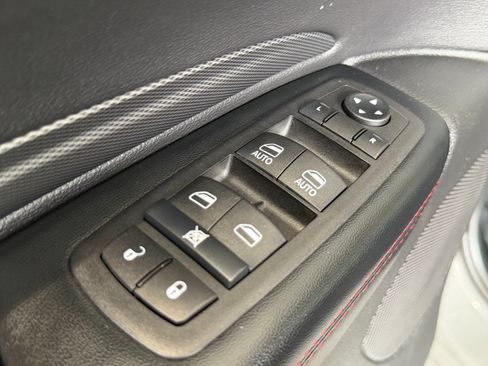 Used 2025 Dodge Durango GT AWD/4WD image 19