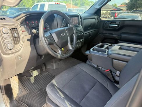 Used 2020 Chevrolet Silverado 1500 Custom Trail Boss w/ Custom Convenience Package AWD/4WD image 8
