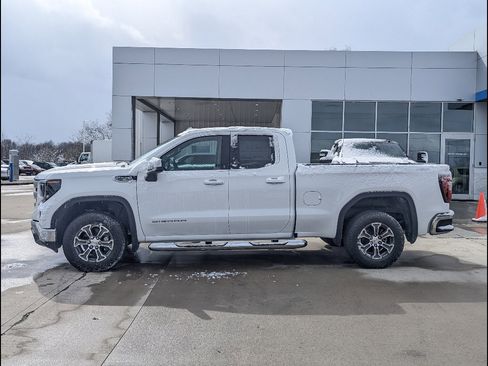 New 2026 GMC Sierra 1500 SLE w/ X31 Off-Road Package image 9