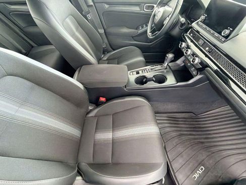 Used 2024 Honda Civic Sport image 35