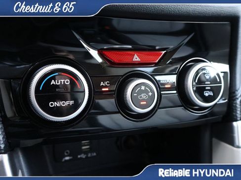 Used 2022 Subaru Forester Premium AWD/4WD image 39