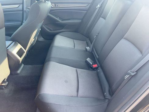 Used 2018 Honda Accord LX image 15