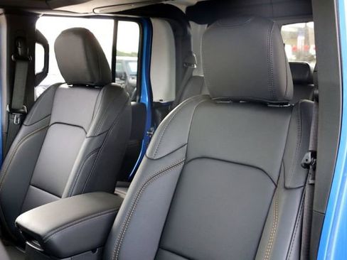 New 2026 Jeep Gladiator Sport image 10