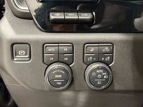 Used 2025 Chevrolet Silverado 1500 High Country w/ High Country Premium Package image 32