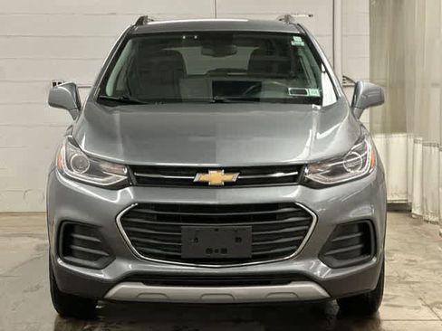 Used 2019 Chevrolet Trax LT w/ LT Convenience Package image 21