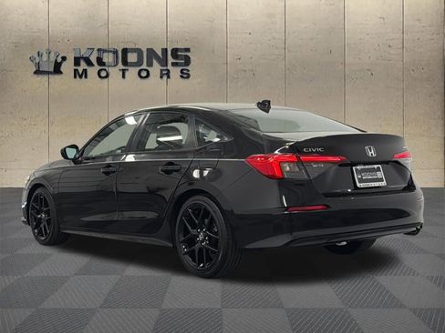 Used 2023 Honda Civic Sport image 6