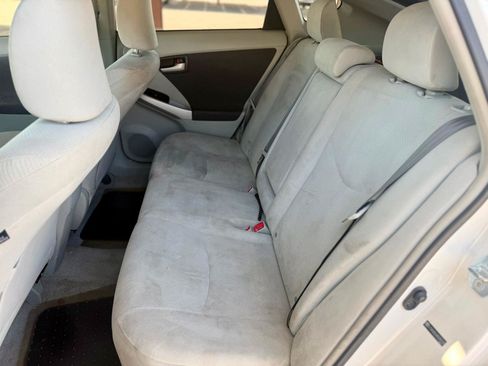 Used 2010 Toyota Prius One FWD image 11