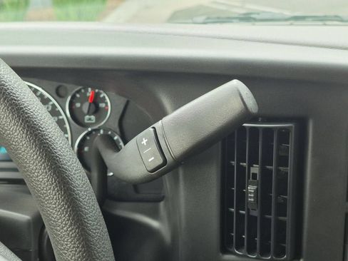 New 2026 GMC Savana 2500 w/ Driver Convenience Package RWD image 24