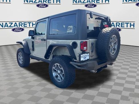 Used 2017 Jeep Wrangler Rubicon w/ Power Convenience Group AWD/4WD image 5