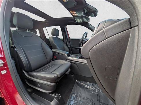Certified 2026 Mercedes-Benz GLB 35 AMG 4MATIC image 16