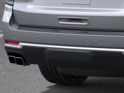 New 2026 Chevrolet Suburban High Country AWD/4WD image 14