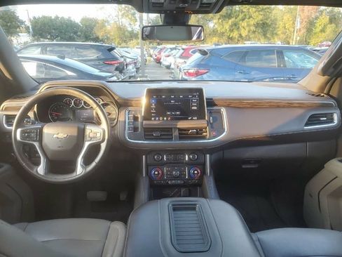 Used 2021 Chevrolet Tahoe LT w/ LT Signature Package image 9