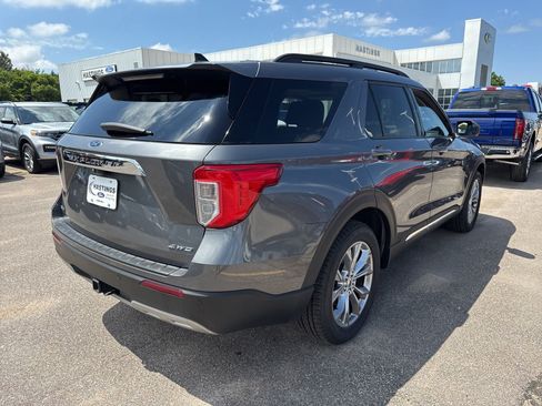 Certified 2023 Ford Explorer XLT w/ Equipment Group 202A AWD/4WD image 10