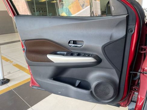 Used 2020 Nissan Kicks SR FWD image 8