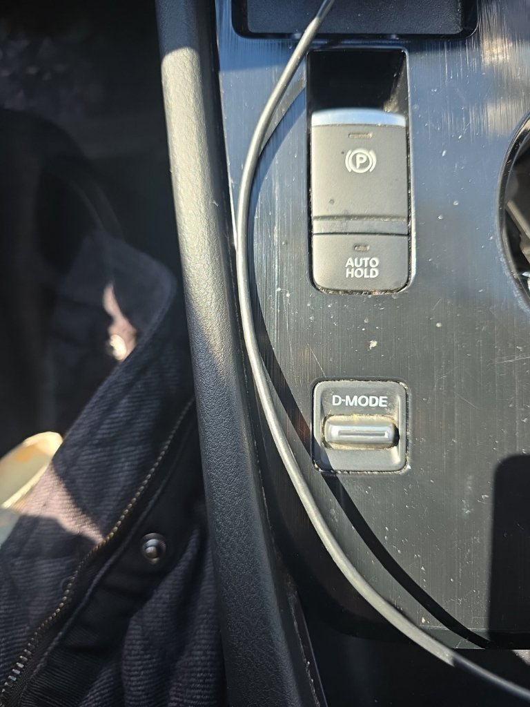 Used 2021 Nissan Rogue SV FWD image 11