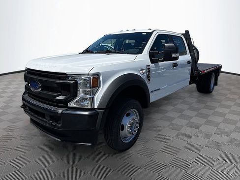 Used 2022 Ford F550 4x4 Crew Cab Super Duty w/ Power Equipment Group image 3