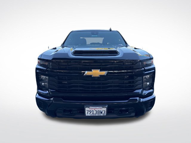 Used 2024 Chevrolet Silverado 2500 Custom w/ Custom Value Package AWD/4WD image 8