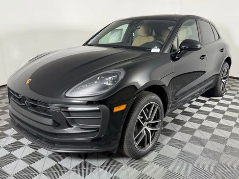 New 2025 Porsche Macan image 1