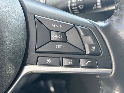 Used 2023 Nissan Sentra SV FWD image 19