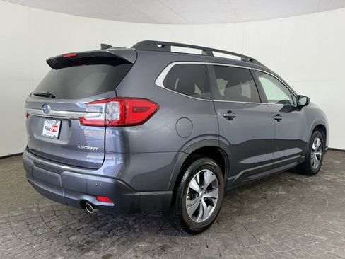 Used 2025 Subaru Ascent Premium AWD/4WD image 9