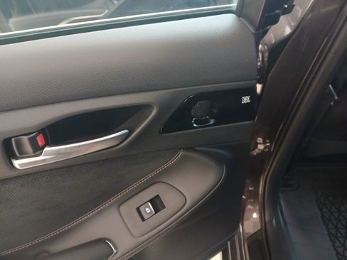 Used 2019 Toyota Avalon XSE image 22