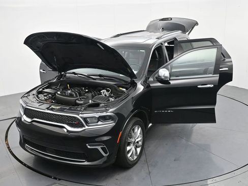 Used 2023 Dodge Durango Citadel image 39