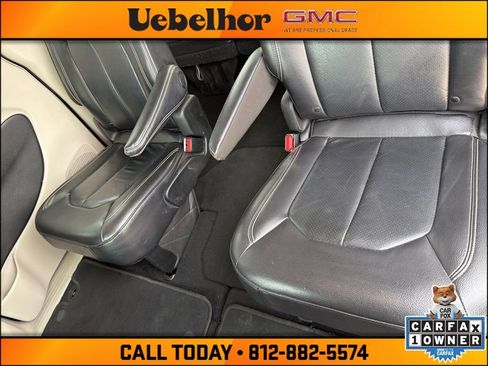 Used 2022 Chrysler Pacifica Touring-L FWD image 20
