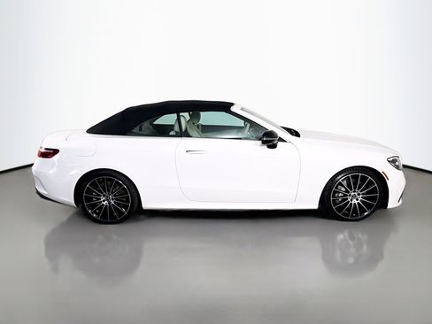Used 2022 Mercedes-Benz E 450 Cabriolet image 11