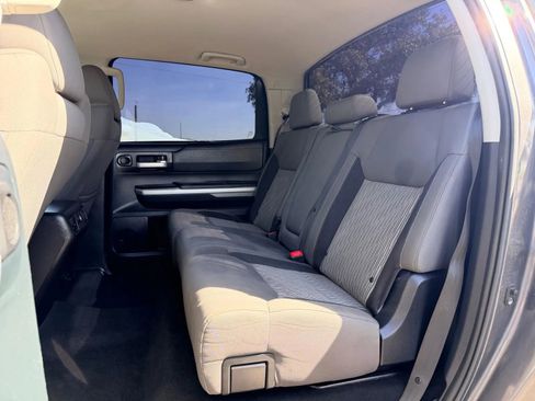 Used 2015 Toyota Tundra SR5 w/ SR5 Upgrade Package image 29