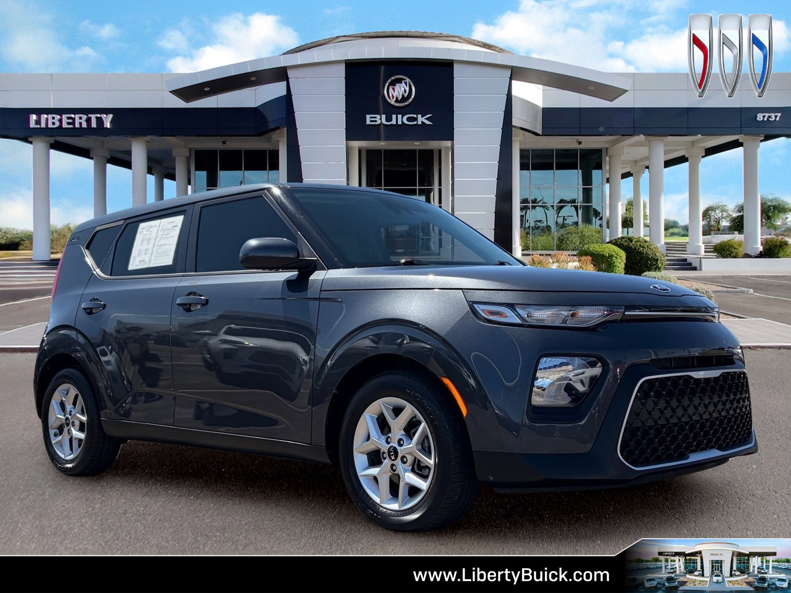 Used 2021 Kia Soul S FWD image 1