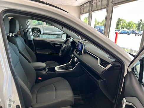 Used 2023 Toyota RAV4 XLE w/ Convenience Package FWD image 19