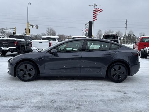 Used 2022 Tesla Model 3 Long Range image 7