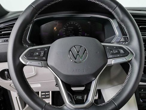 Certified 2023 Volkswagen Tiguan SE R-Line FWD image 11